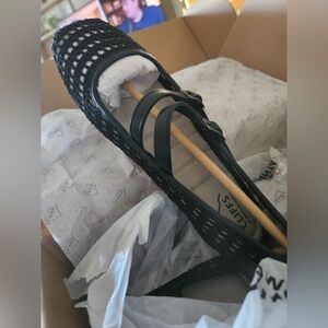 Cliffs by WHITE MOUNTAIN Black Woven Slingback Flats